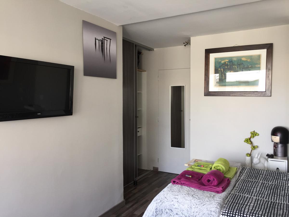 1 Chambre, 1 P'Tit Dej', 1 Sourire モンペリエ エクステリア 写真