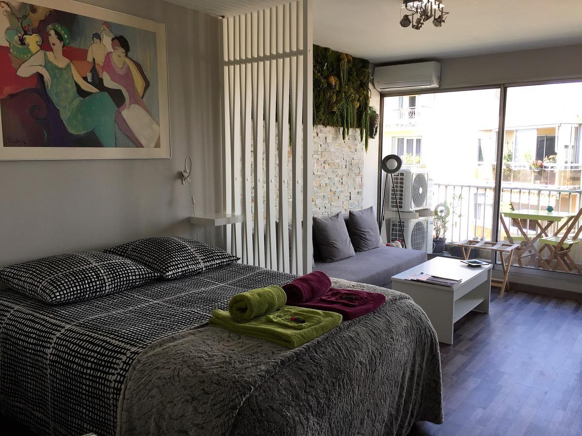 1 Chambre, 1 P'Tit Dej', 1 Sourire モンペリエ エクステリア 写真