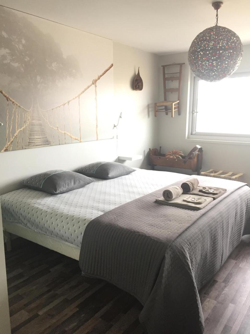 1 Chambre, 1 P'Tit Dej', 1 Sourire モンペリエ エクステリア 写真